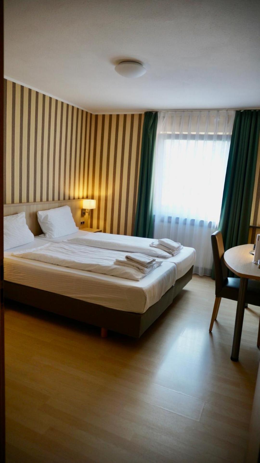 Hotel Hafner - Self Check-In Stuttgart Kültér fotó