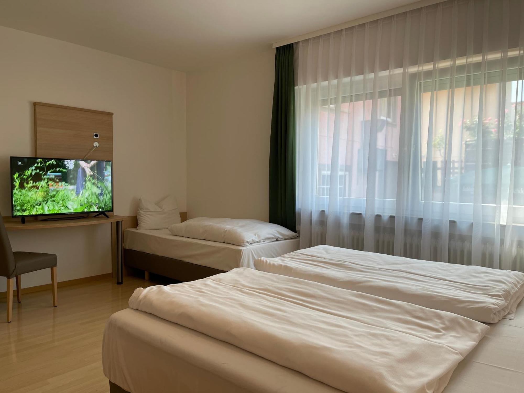 Hotel Hafner - Self Check-In Stuttgart Kültér fotó